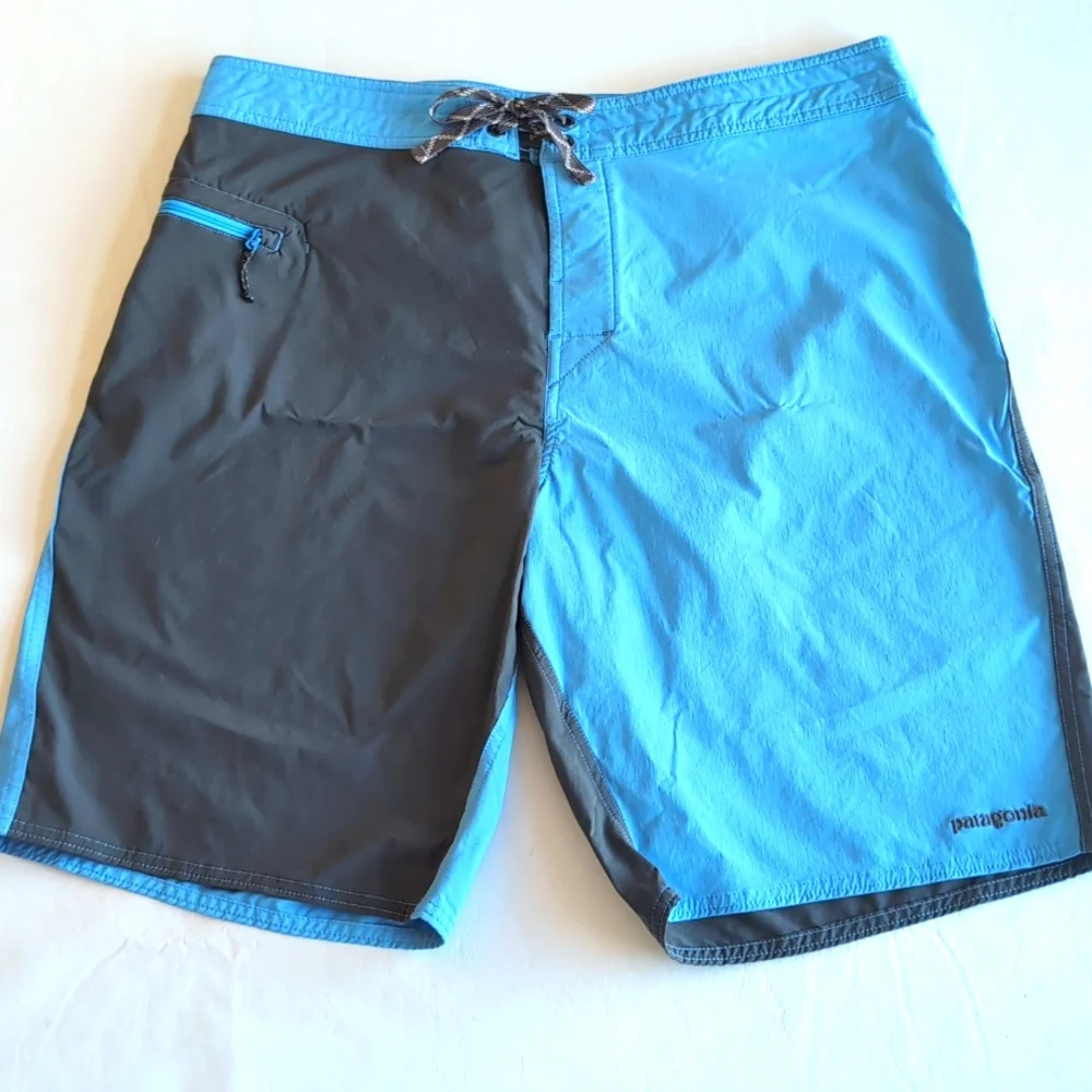 Patagonia Stretch Wavefarer Volley Gray and Blue Shorts Men's Size 36